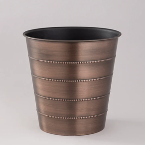 Gardez votre maison exempte de ferraille en utilisant une poubelle à base de fer fini en bronze antique - Product Image 2