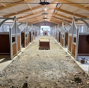 Seepoem 4m Robuste, haltbare, verzinkte Metalls perrholz struktur, gut belüftete Pferde box und stabiler Pferdes chutz in neuem Zustand - Product Image 3