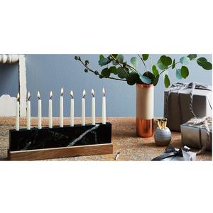 Portavelas Menorah de mármol y madera natural hecho a mano de diseño vintage a precio mayorista para Hanukkah - Product Image 5