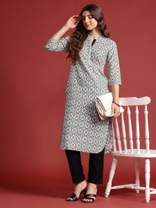 <b>Women</b> Ethnic Motifs Printed viscose rayon Kurta - Product Image 4
