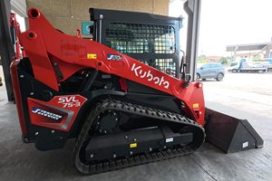Chargeuse sur chenilles Kubota SVL75-3 à moteur essence à vendre - Product Image 5