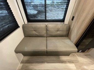 New 2026 Keystone C-o-l-e-m-a-n 19R ready for sale - Product Image 5