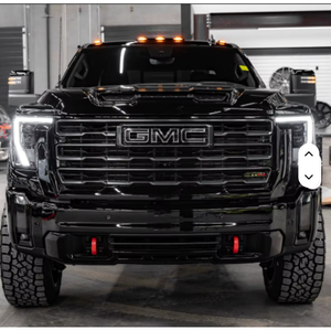 GMC Sierra 2500HD AT4 Crew Cab 4WD 2024 d'occasion, propre, avec sièges en cuir, intérieur foncé, boîte de vitesses manuelle - Product Image 2