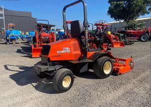 Kubota รถตัดหญ้าแบบ F2890ดั้งเดิมเครื่องตัดหญ้าแบบ B2301HSD 4จังหวะเครื่องมือทำสวนรถแทรกเตอร์ตีนตะขาบ - Product Image 2