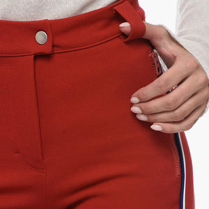 Pantalones de esquí para mujer personalizados OEM con tela impermeable Softshell a prueba de viento Impresión de logotipo y soporte de etiqueta privada - Product Image 4