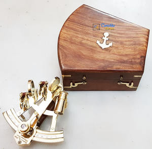 Sextante náutico de latón pulido al por mayor con caja de madera instrumento de navegación marítima sextante marino decorativo hecho a mano - Product Image 5