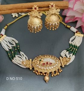 Collar Antiguo de Kundan Dorado SKU-510 D-3 Estilo Clásico con Rubí Talla Esmeralda y Latón para Bodas - Product Image 1
