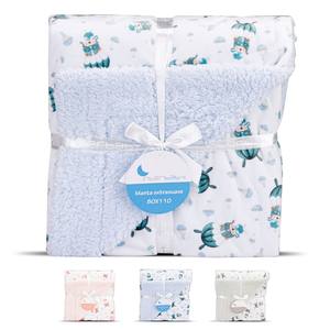 Manta Moderna de Felpa Azul con Diseño de Personaje de Paracaidista, Tejido de Tela - Product Image 1