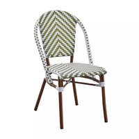 Chaise de jardin en métal et plastique de style parisien de haute qualité prête à l'exportation depuis l'Espagne pour l'extérieur ou le restaurant