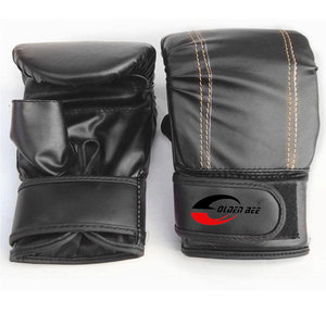 Guantes de Boxeo Profesionales de Cuero para Hombre y Mujer con Diseño Duradero y Ajuste Seguro para Entrenamiento y Práctica - Product Image 5