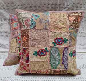Fundas de Almohada Decorativas con Parches Magnéticos a Rayas Bordados a Mano en Tela Reciclada, Estilo Vintage Kantha Boho para Decoración del Hogar - Product Image 4