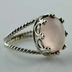 Anillo Boho con Piedra de Nacimiento de Enero, Hecho a Mano en Plata de Ley 925 con Cristal Ovalado de Cuarzo Rosa, Regalo de Cumpleaños Perfecto para Ella - Product Image 3