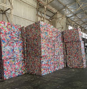 Déchets d'aluminium UBC de haute qualité, pureté 99,9 %, faible coût par tonne pour jantes en alliage 6063 et voitures - Canettes d'aluminium UBC pressées - Product Image 6