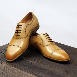 Chaussures brogues en daim souple avec bords perforés et semelle légère, chaussures décontractées pour hommes, chaussures tendance - Product Image 3