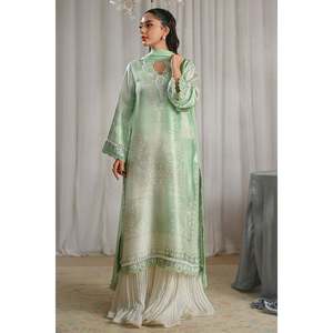 Robe de soirée en satin pour femme Seraphine pour le printemps - Product Image 6