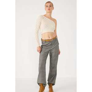 เสื้อครอปแขนเดียวแบบไม่สมมาตร - Product Image 1