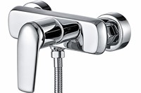 Robinet de douche mural moderne à poignée unique en laiton poli, mitigeur de bain à jet doux pour usage hôtelier OEM ODM