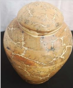 Urne funéraire en bois artisanale Urne commémorative décorative de créateur avec couvercle pour urne funéraire de cendres adultes - Product Image 3