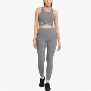 La meilleure vente en gros d'ensemble de yoga avec impression personnalisée et logo ensemble de yoga pour femmes slim fit confortable à porter par des professionnels - Product Image 1