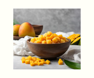 Moitiés de mangue congelées IQF supérieures emballées sous vide avec conservation de l'eau, idéales pour les acheteurs internationaux en gros - Product Image 1