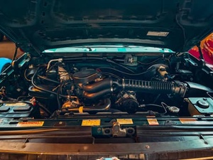 FORD BRONCO EDDIE BAUER USADO DE 1996 CON VOLANTE A LA IZQUIERDA/DERECHA - Product Image 5