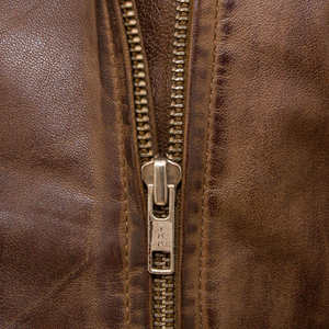 แจ็คเก็ตหนังผู้หญิงคุณภาพพรีเมียม พร้อมผ้าซาติน ระบายอากาศได้ดี เป็นมิตรต่อสิ่งแวดล้อม สีสันตามสั่ง แขนยาวเต็มตัว - Product Image 6