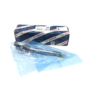 Inyector <span class=keywords><strong>Diesel</strong></span> BOSCH 0445110700 AJ813376 Common Rail para <span class=keywords><strong>Jaguar</strong></span> Land Rover con Anillo de Sellado - Product Image 2