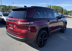 Usado 2024 Jeep Grand Cherokee Altitude X SUV - Product Image 2