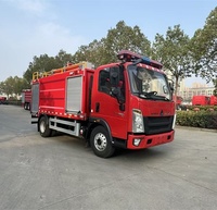 Camion de pompiers à mousse d'eau 4x2 neuf, 4000L, véhicule de lutte contre l'incendie à vendre
