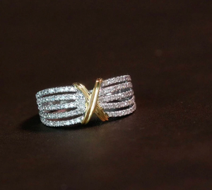 Bague Hip Hop Moissanite plaquée or 18 carats pour femme VVS Clarity Cut Diamond Band Engagement Party Fashion Jewelry en alliage - Product Image 4