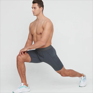 Shorts de compression sportifs respirants en tissu premium pour la gym, l'entraînement, la course à pied et le cyclisme, en polyester et élasthanne extensibles – Vente en gros - Product Image 1