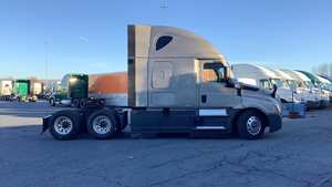 <b>High</b> Performance 2024 USED Cascadia - 72 Raised Roof <b>Double</b> Bunk <b>Sleeper</b> Detroit Automatic Exporting Worldwide - Product Image 5
