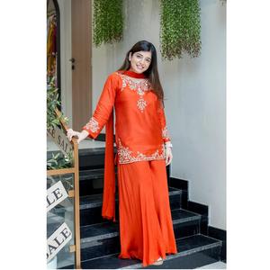 Nouvel ensemble Kurta Palazzo de créateur en pur Mul Chanderi avec broderie à la main, costume pakistanais Palazzo à prix abordable - Product Image 1