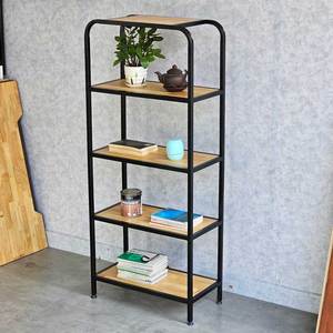 ชั้นวางของตกแต่ง KTB68136 โครงเหล็กพร้อมท็อปไม้ยางพารา ขนาด 60x30x140 ซม. แบบตั้งพื้น สำหรับห้องนั่งเล่น - Product Image 4