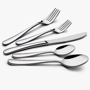 Juego de cubiertos moderno de lujo Cuchara Tenedor y cuchillo con mango largo Diseño plano para el regreso a la escuela - Product Image 1