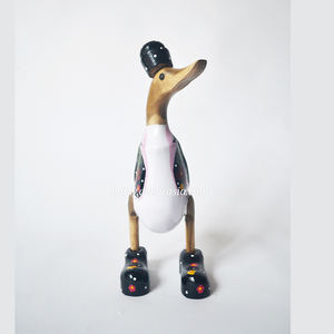 Figurine de canard en bambou Artisanat décoratif écologique pour les cadeaux de remise des diplômes de mariage et la décoration intérieure - Product Image 2