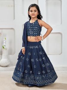 Conjunto de Lehenga Choli Shoryam para Niñas, Diseño Étnico con Pedrería, Largo hasta el Suelo, para Bodas y Fiestas - Product Image 3