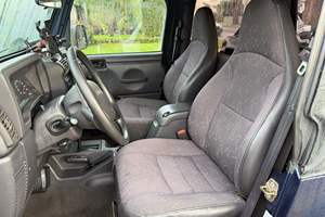 Jeep Wrangler Sport 4x4 d'occasion de 2002, sans réserve, moteur 6 cylindres de 4,0 litres, provenance Californie, modifications tout-terrain - Product Image 6