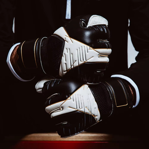 Guantes de portero de fútbol profesional unisex, logotipo personalizado, protección de fútbol adecuada para exteriores, cuero de calidad OEM - Product Image 5