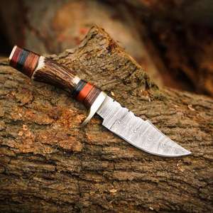 Cuchillo de Caza Personalizable Hecho a Mano, 4.25\", Acero de Damasco, Mango de Asta de Ciervo, Hoja de Acero de Damasco Forjada a Mano, Soporte OEM, Cuchillo para Exteriores - Product Image 4