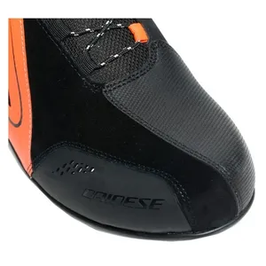 Stivali Moto Invernali Dainese Energyca D-WP Nero/Rosso Impermeabili con Fodera in Vera Pelle, Suola in Gomma, Chiusura a Zip, Made in Italy - Product Image 2