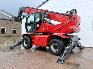 Manipulador Telescópico Agrícola Magni Modelo 00QWE con Cabina y Aire Acondicionado, de Gran Alcance, con Sistema de Acoplamiento Rápido de 75 mm - Product Image 5