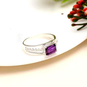 แหวนแต่งงานพลอยอัญมณีคลาสสิกแบบเรียบง่ายสีเงินสเตอร์ลิงสำหรับ925แหวนพลอยอเมทิสต์ทำจากหินอเมทิสต์งานหมั้นสำหรับงานเลี้ยงครบรอบวันเกิดของขวัญของเธอ - Product Image 2