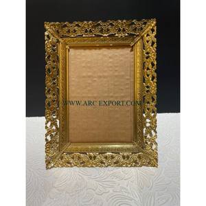 Cadre photo en aluminium de forme personnalisée plaqué or de qualité supérieure cadre photo en métal standard le plus vendu fabriqué à la main - Product Image 5