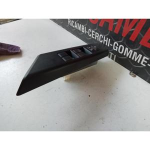แผงปุ่มด้านหน้าซ้าย TOYOTA Rav4 Series (18>) รุ่น 8482042210 - Product Image 3