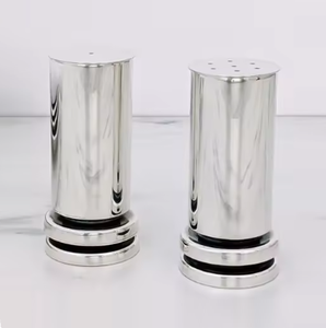 Arroseur d'épices en métal avec finition haut de gamme Motif attrayant Arroseur d'épices rond de la plus haute qualité au prix de gros - Product Image 5