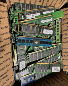 Mémoire RAM DDR mixte pour ordinateur, en provenance de cartes mères usagées, pour la récupération de métaux - Product Image 3