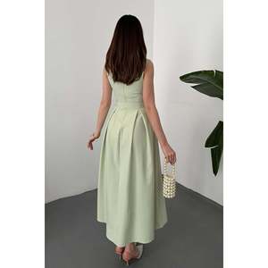 Vestido acampanado con cuello halter color menta - Verde menta - Product Image 5