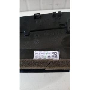 ช่องระบายอากาศแผงหน้าปัดด้านขวา VOLKSWAGEN Polo รุ่นที่ 6 (17>) รหัส 2G1819704 CHY - Product Image 4
