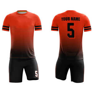 ชุดฟุตบอลที่ได้แรงบันดาลใจจากสตรีทแวร์พร้อมกราฟิกตัวหนาผ้าโพลีเอสเตอร์แห้งเร็วและกางเกงขาสั้นทรงสลิมฟิตสำหรับเล่นกีฬาในเมือง - Product Image 6